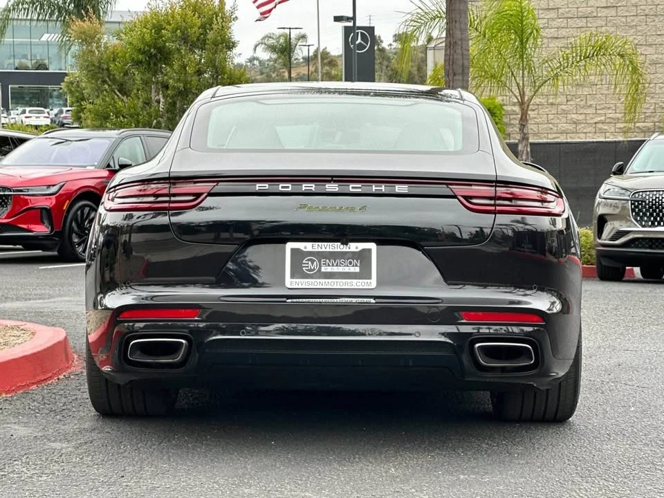 2018 Porsche 971 Panamera - Image 19 of 20