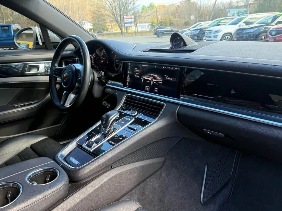 2018 Porsche 971 Panamera - Image 16 of 19