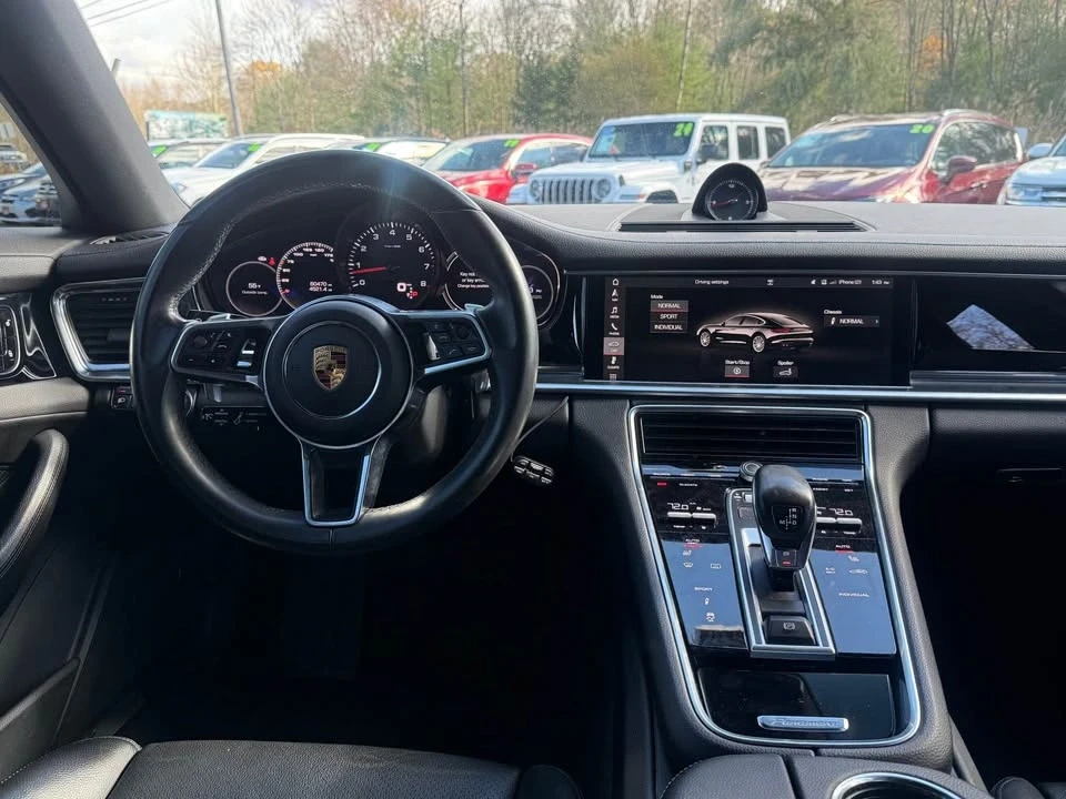 2018 Porsche 971 Panamera - Image 13 of 19