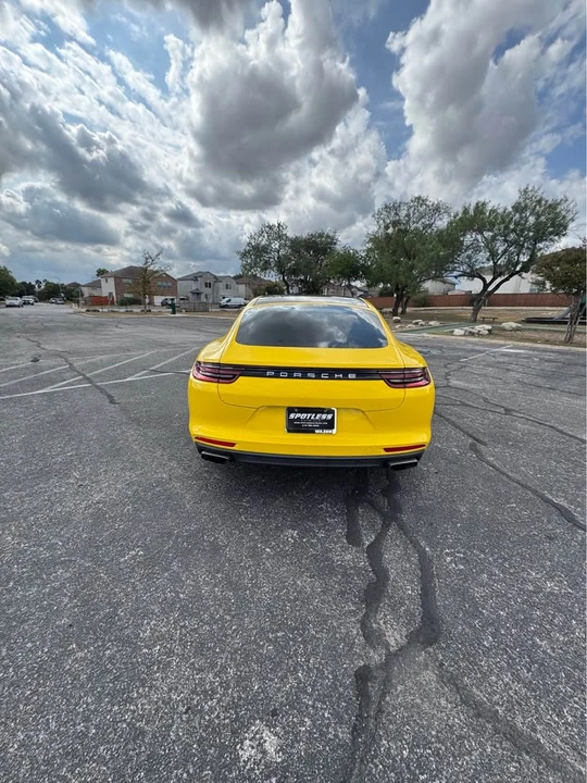 2018 Porsche 971 Panamera - Image 6 of 11