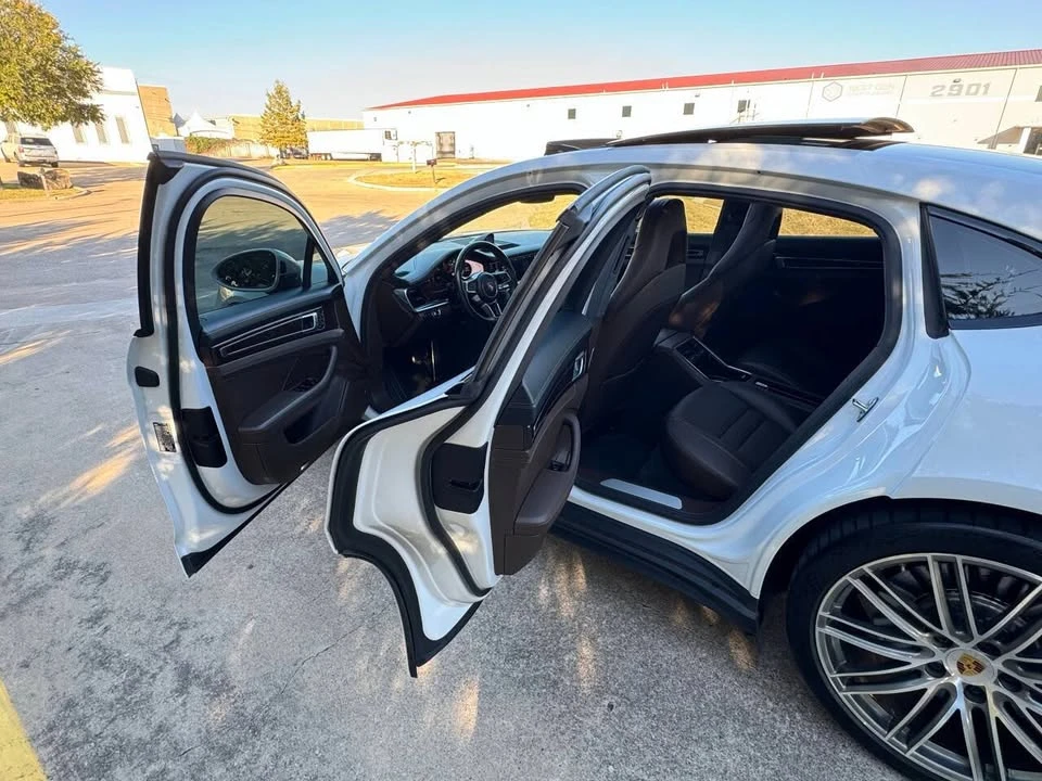 2018 Porsche 971 Panamera - Image 18 of 20