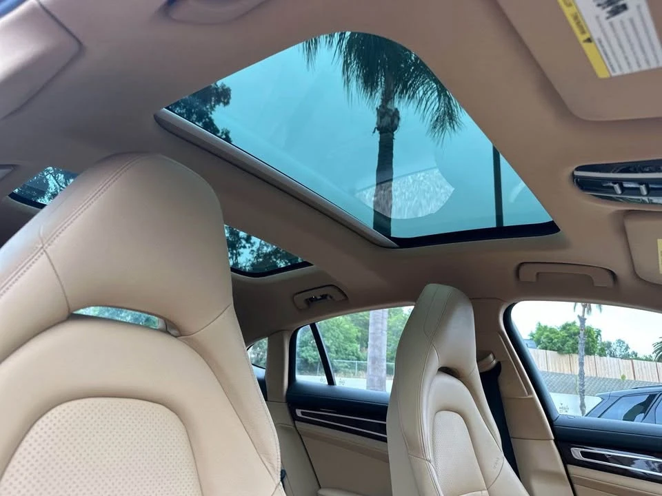 2018 Porsche 971 Panamera - Image 9 of 20