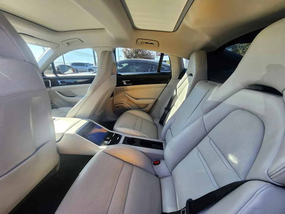 2018 Porsche 971 Panamera - Image 4 of 7