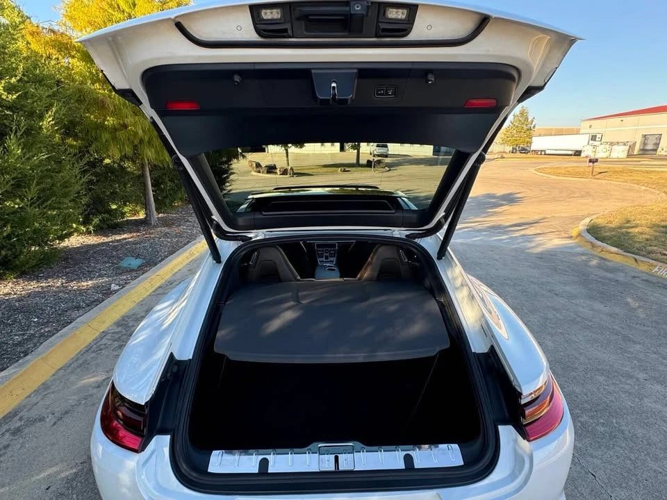 2018 Porsche 971 Panamera - Image 19 of 20