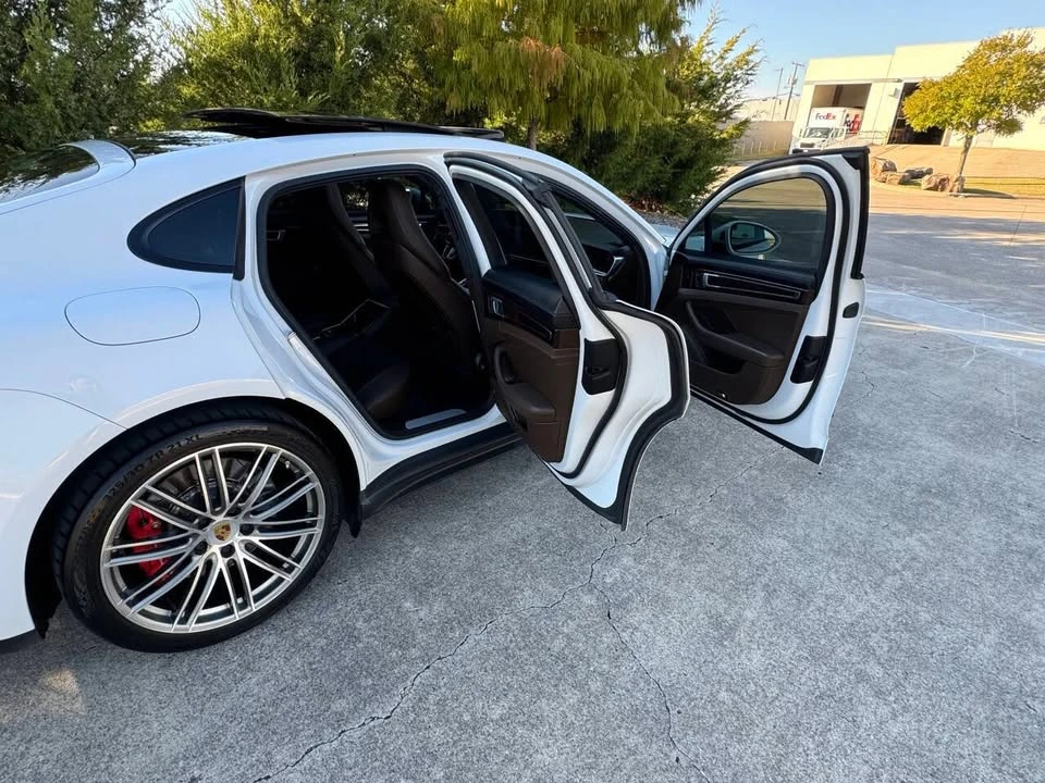 2018 Porsche 971 Panamera - Image 17 of 20
