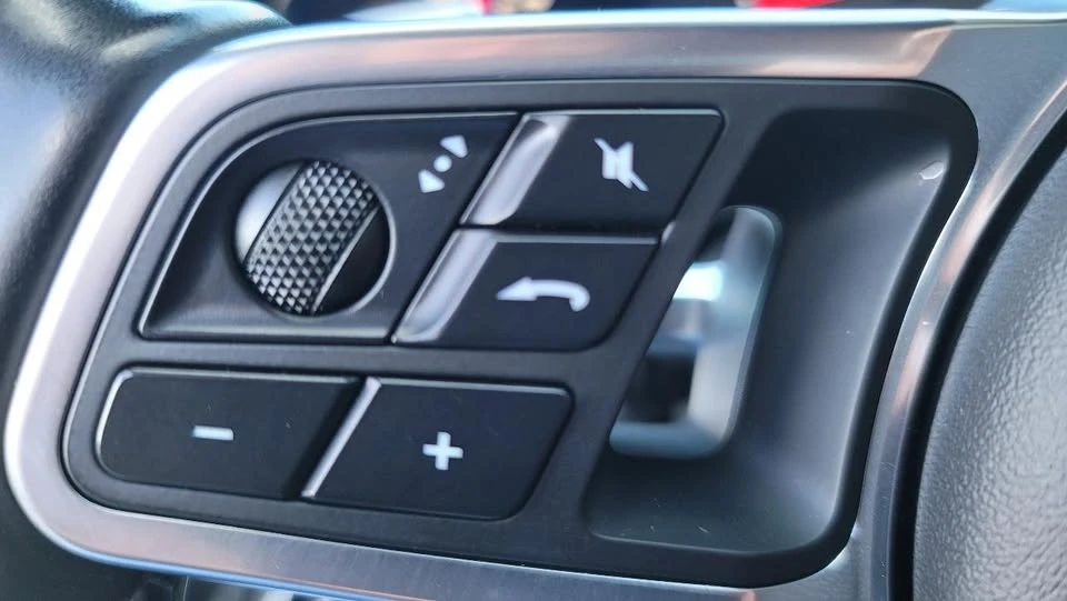 2018 Porsche 971 Panamera - Image 15 of 20