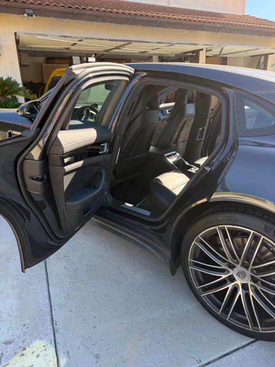 2018 Porsche 971 Panamera - Image 5 of 8