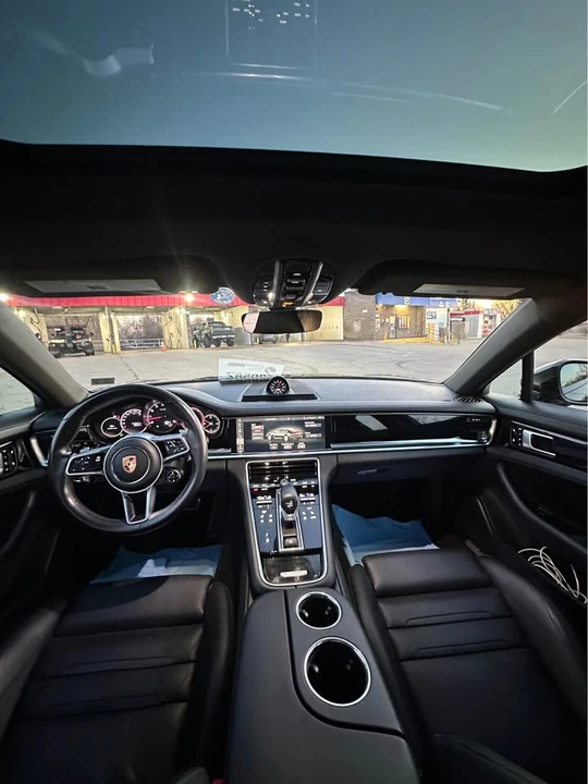 2018 Porsche 971 Panamera - Image 4 of 7
