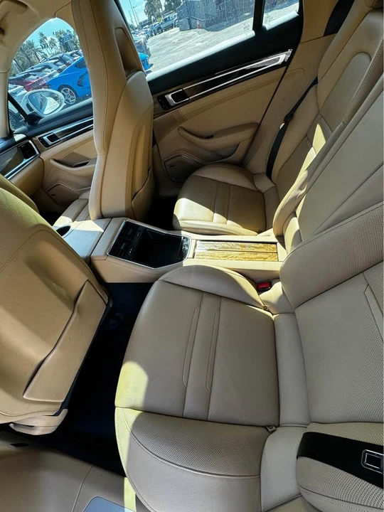 2018 Porsche 971 Panamera - Image 10 of 14