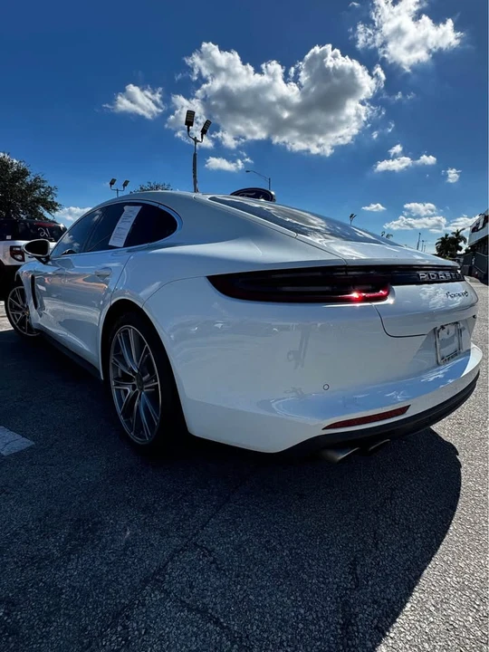 2018 Porsche 971 Panamera - Image 5 of 14