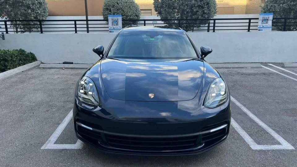 2018 Porsche 971 Panamera - Image 11 of 16