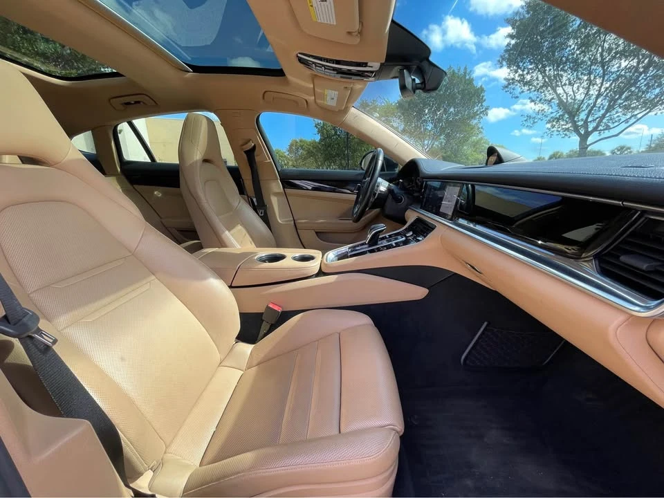 2018 Porsche 971 Panamera - Image 9 of 11