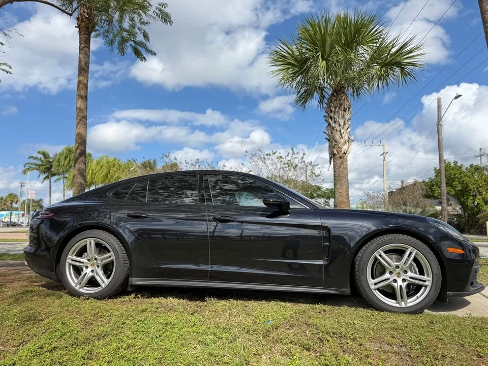 2018 Porsche 971 Panamera - Image 4 of 16