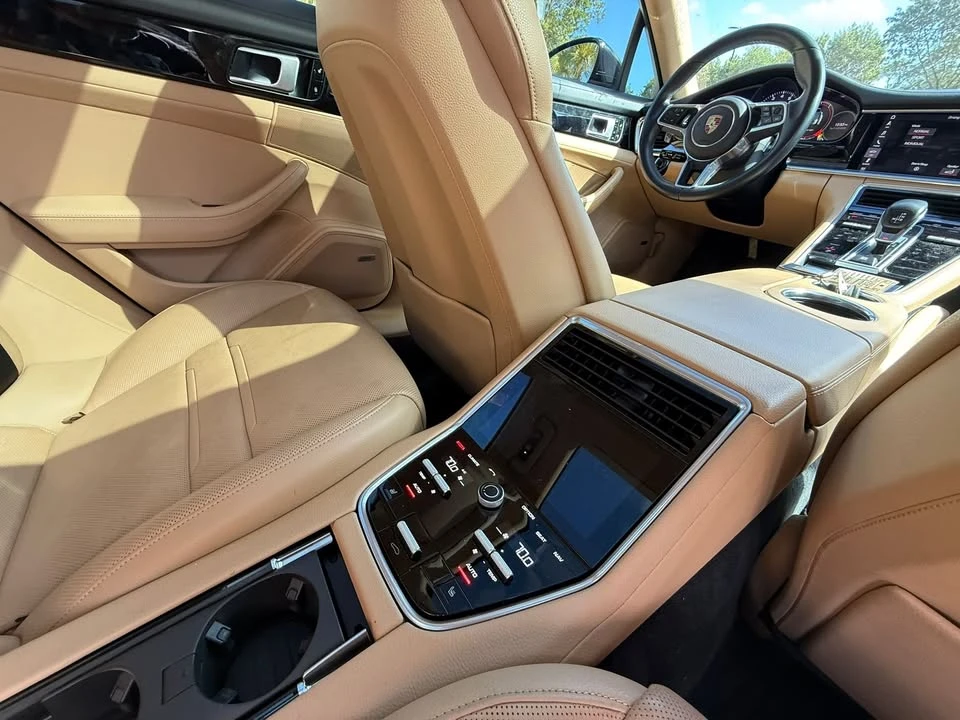 2018 Porsche 971 Panamera - Image 5 of 11