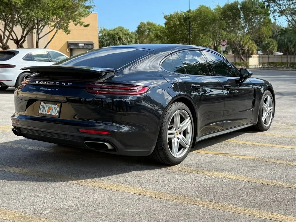 2018 Porsche 971 Panamera - Image 3 of 11