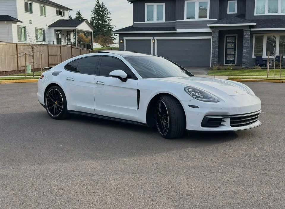 2018 Porsche 971 Panamera - Image 9 of 19
