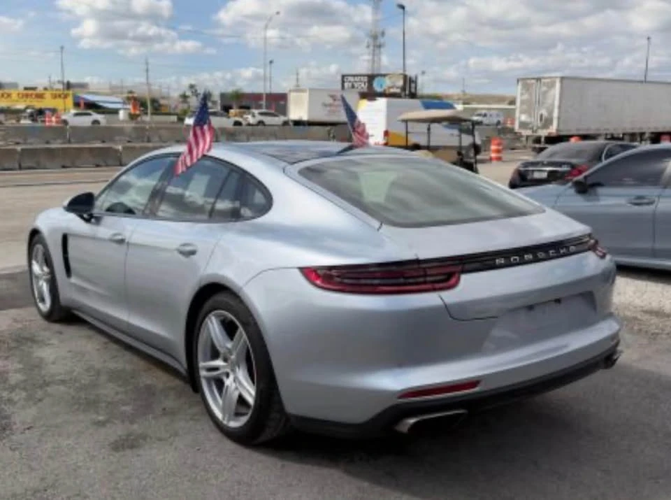 2018 Porsche 971 Panamera - Image 6 of 7