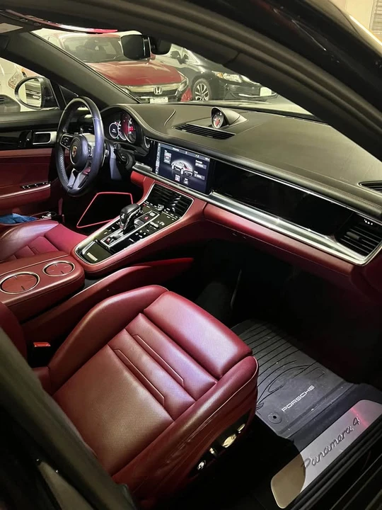 2018 Porsche 971 Panamera - Image 11 of 16