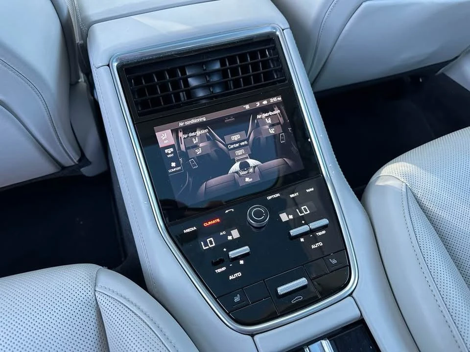 2018 Porsche 971 Panamera - Image 12 of 13