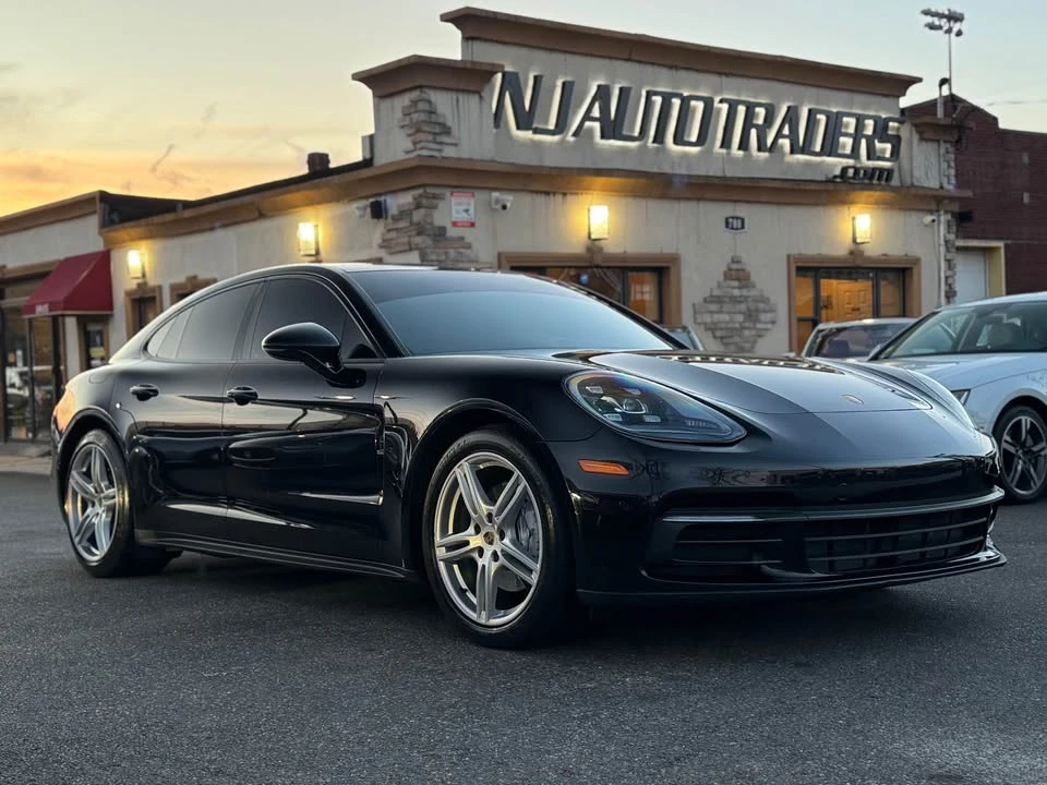 2018 Porsche 971 Panamera - Image 5 of 18