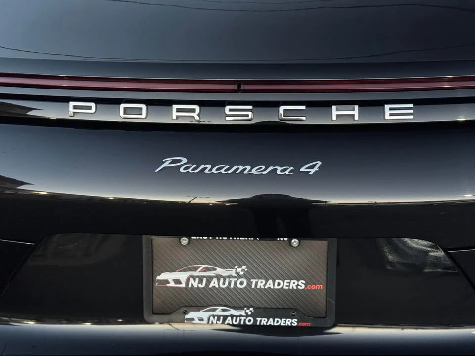 2018 Porsche 971 Panamera - Image 12 of 18
