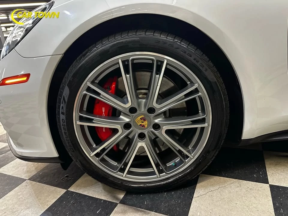 2018 Porsche 971 Panamera - Image 15 of 20