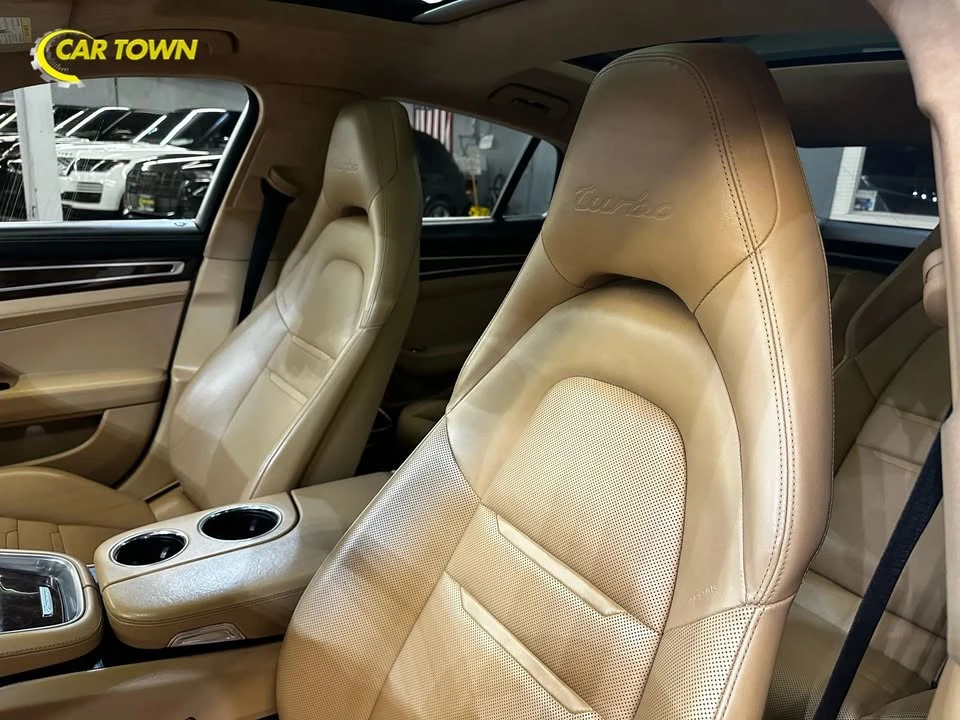 2018 Porsche 971 Panamera - Image 19 of 20