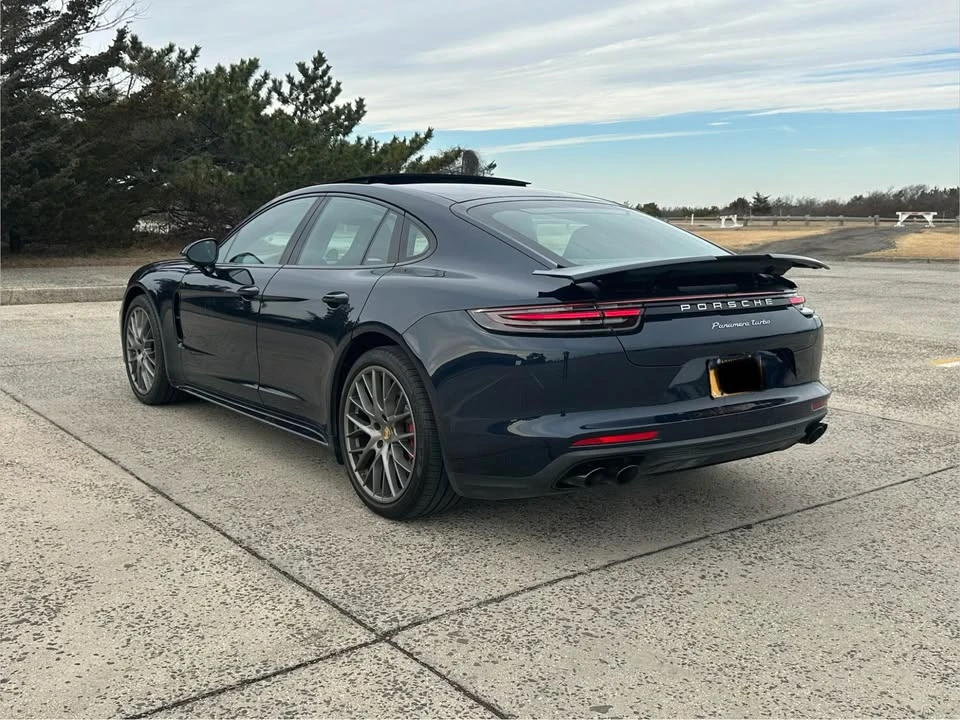 2018 Porsche 971 Panamera - Image 8 of 19