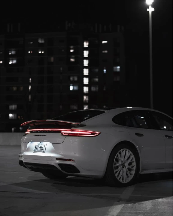 2018 Porsche 971 Panamera - Image 4 of 10