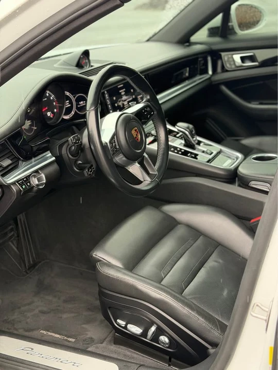 2018 Porsche 971 Panamera - Image 12 of 14