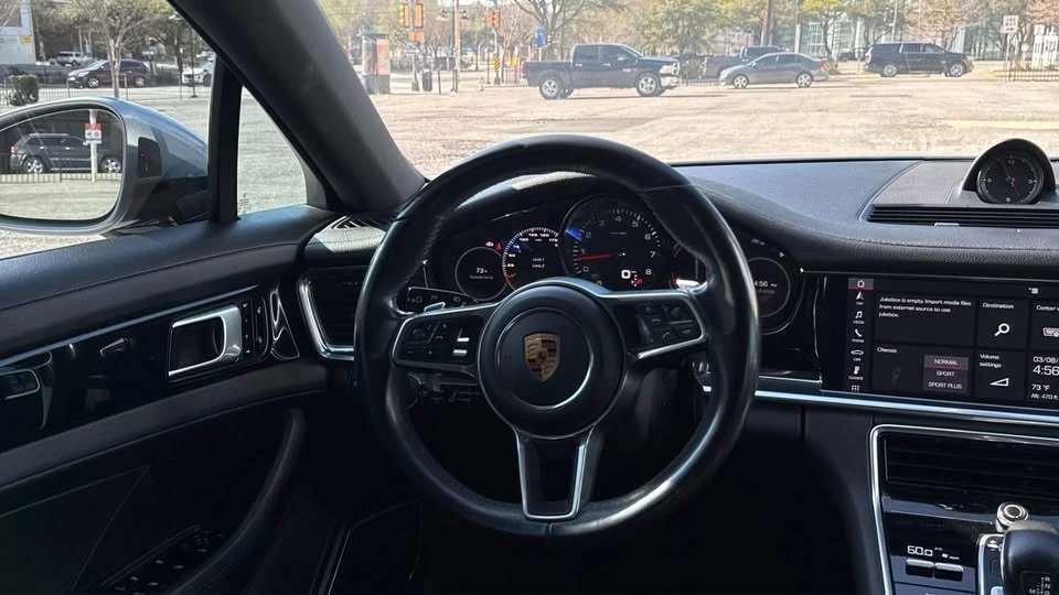 2018 Porsche 971 Panamera - Image 11 of 14
