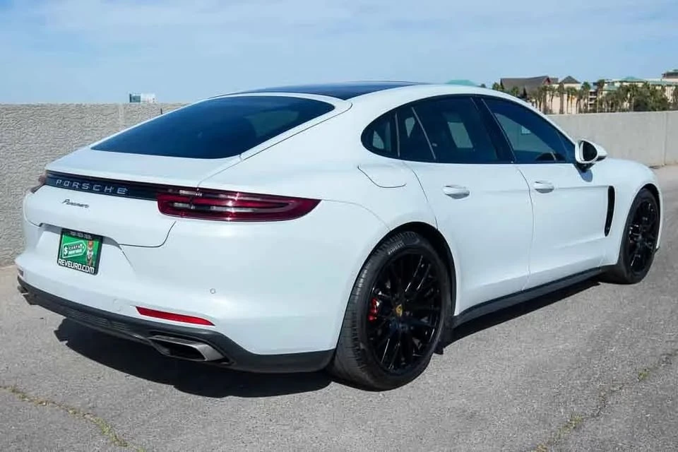 2018 Porsche 971 Panamera - Image 5 of 20