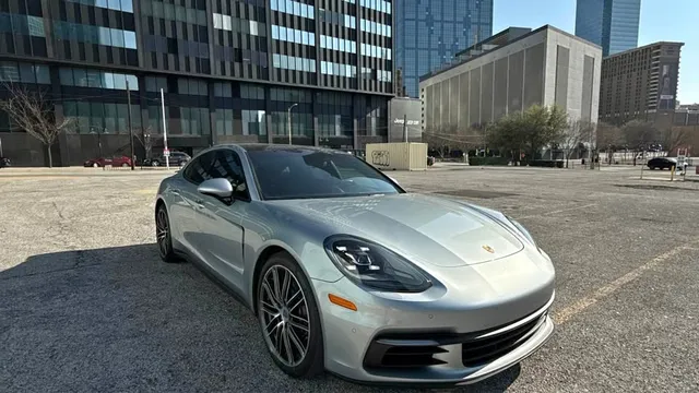 2018 Porsche Panamera Executive