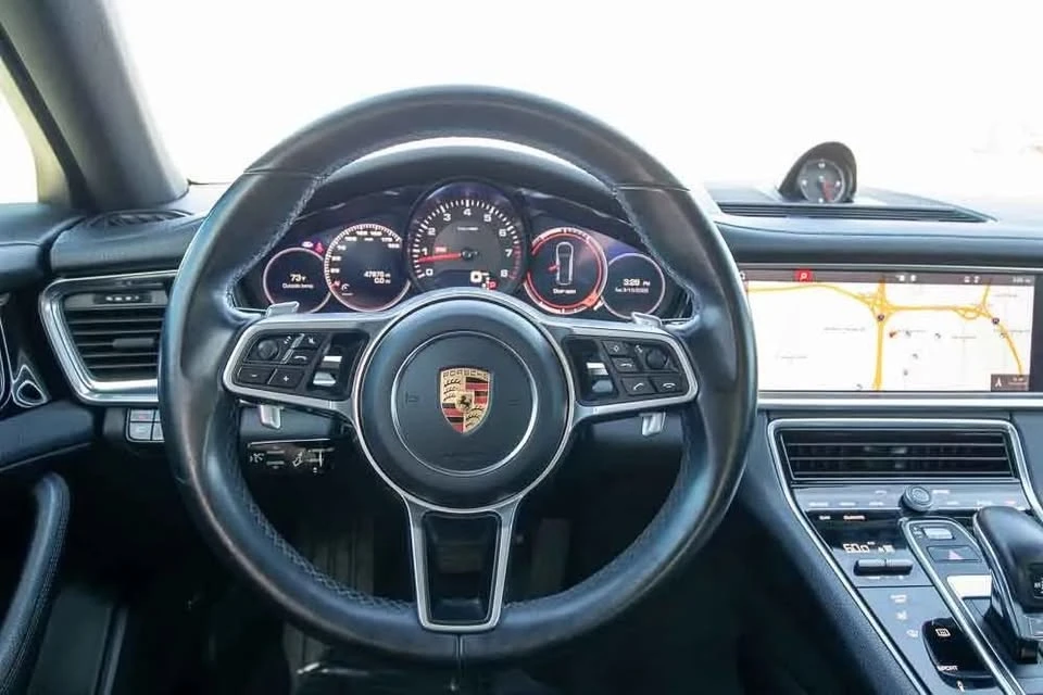 2018 Porsche 971 Panamera - Image 13 of 20