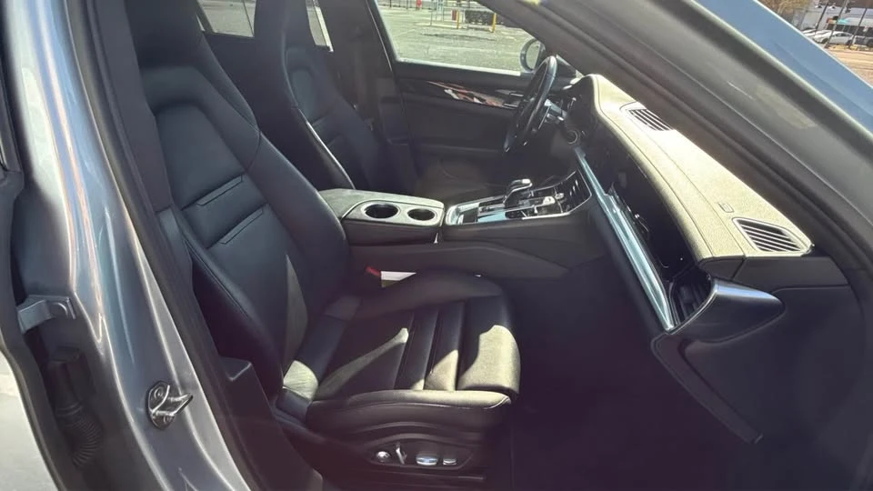 2018 Porsche 971 Panamera - Image 8 of 14