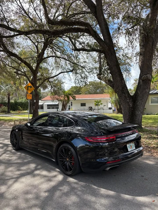 2018 Porsche 971 Panamera - Image 10 of 19
