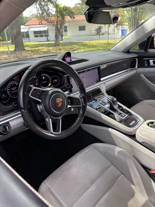 2018 Porsche 971 Panamera - Image 6 of 19
