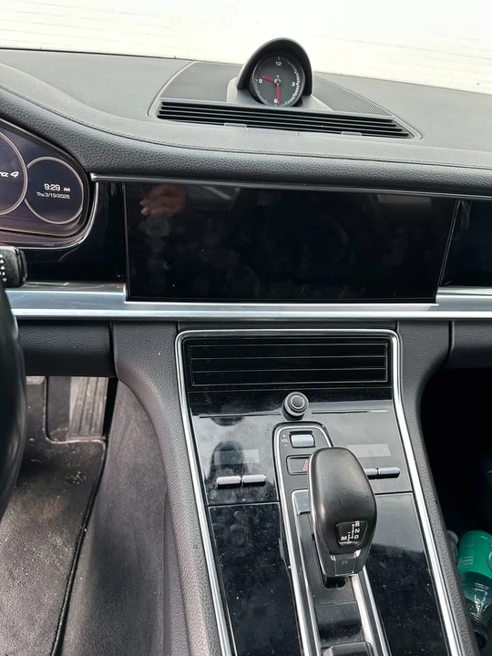 2018 Porsche 971 Panamera - Image 10 of 11