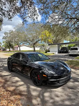 2018 Porsche Panamera