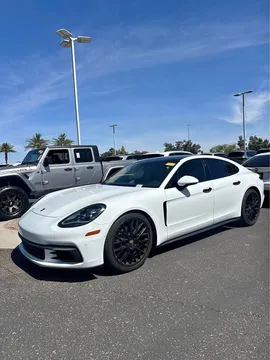 2018 Porsche Panamera