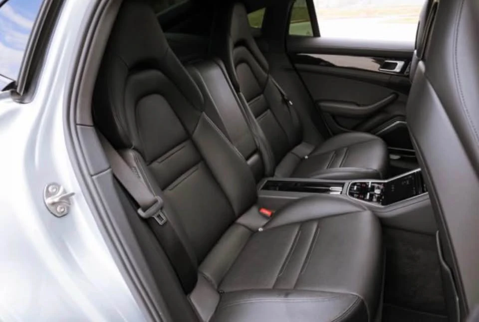 2018 Porsche 971 Panamera - Image 7 of 15