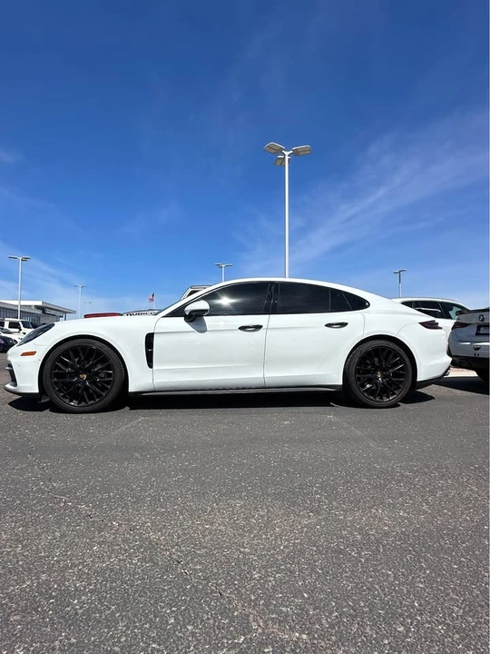 2018 Porsche 971 Panamera - Image 3 of 8