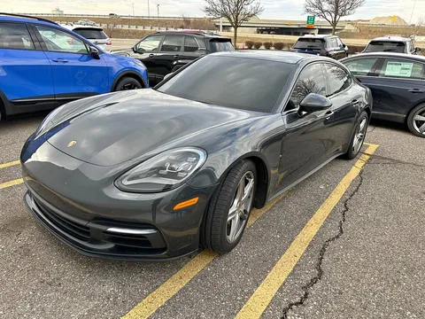 2018 Porsche Panamera