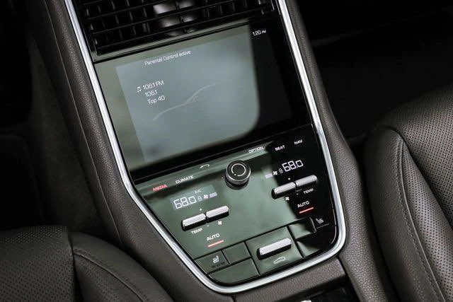 2018 Porsche 971 Panamera - Image 19 of 20
