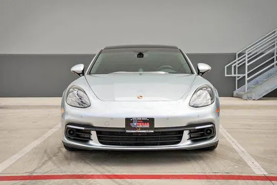 2018 Porsche Panamera 4S