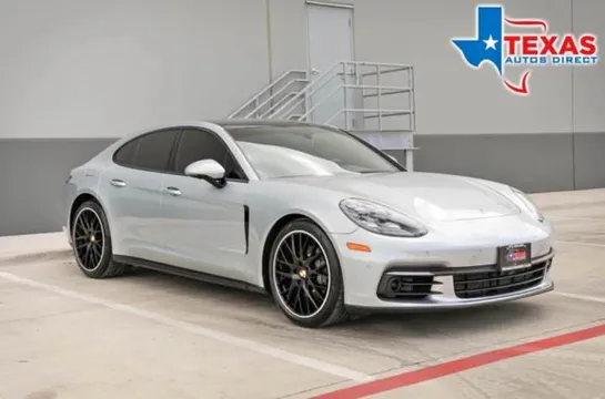 2018 Porsche Panamera