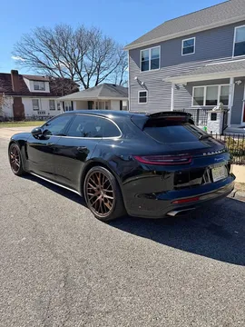 2018 Porsche Panamera 4 Sport Turismo
