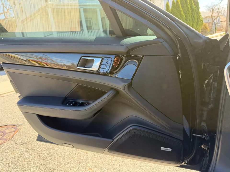 2018 Porsche 971 Panamera - Image 15 of 17