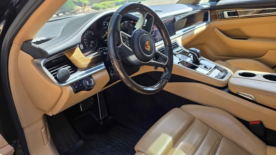 2018 Porsche 971 Panamera - Image 3 of 11