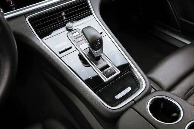 2018 Porsche 971 Panamera - Image 4 of 20